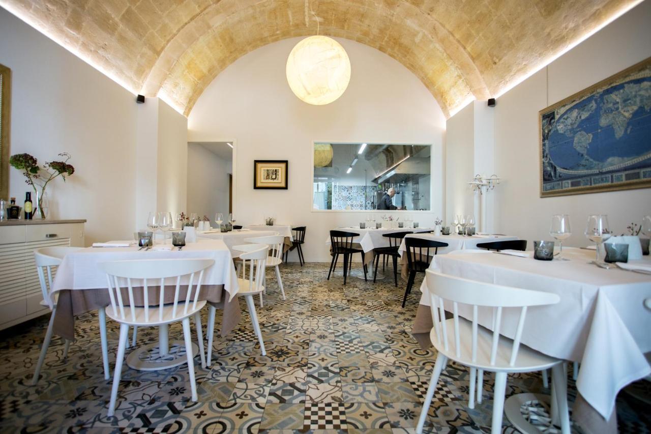 Ai Maestri Rooms&Cafe มาเตรา ภายนอก รูปภาพ